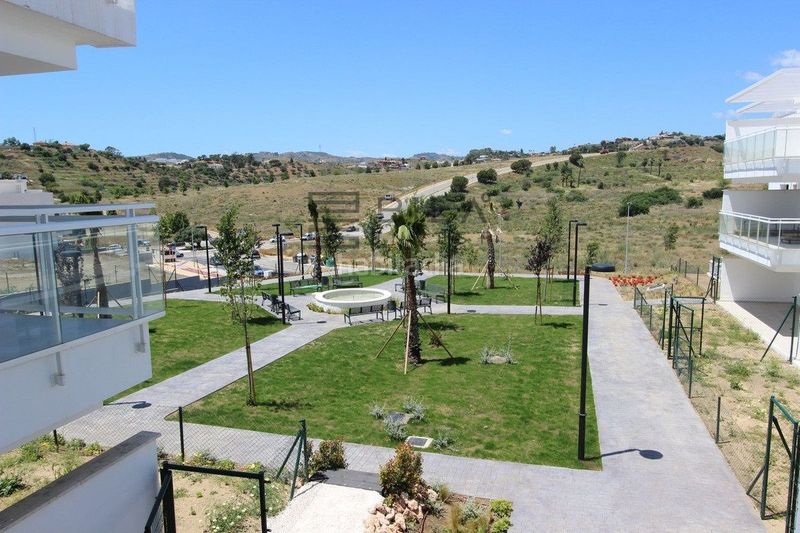 Foto a783cf58-ad8e-4782-9b77-f75bca5a5104. Pis amb aparcament piscina a La Cala Golf - Lagar Martell Mijas