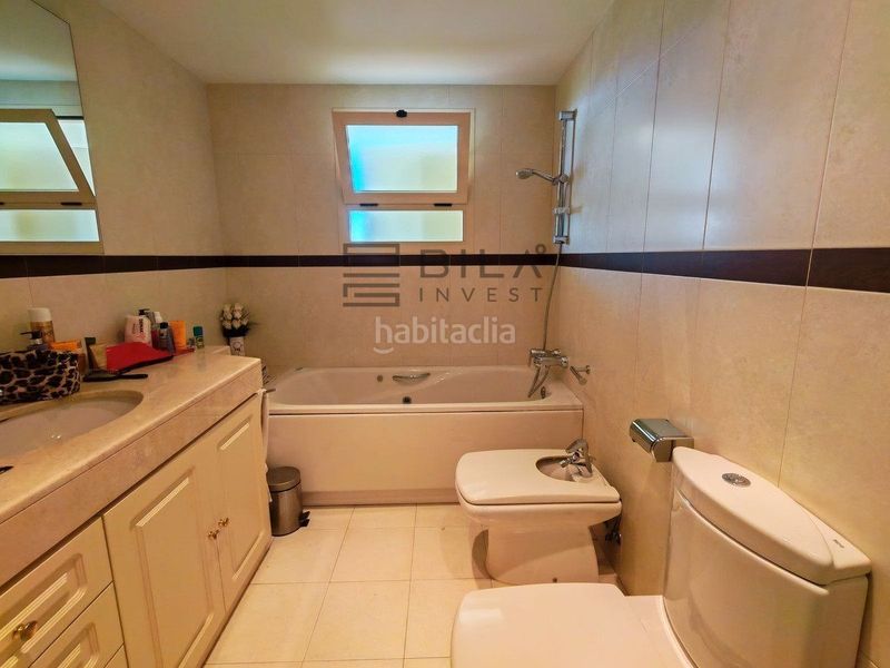 Foto 4397d77e-a1dd-4814-bd04-8d3e57072d85. Pis amb aparcament piscina a El Faro de Calaburra - Chaparral Mijas