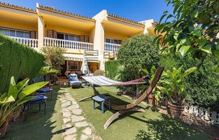 Casa adossada  Wentworth village. En benalmádena