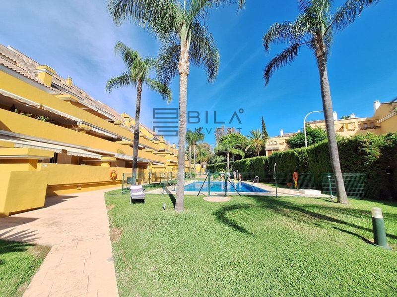 Foto 85d9652a-ce83-4d02-892e-66a58b1810f8. Àtic amb piscina a Romana Playa Marbella