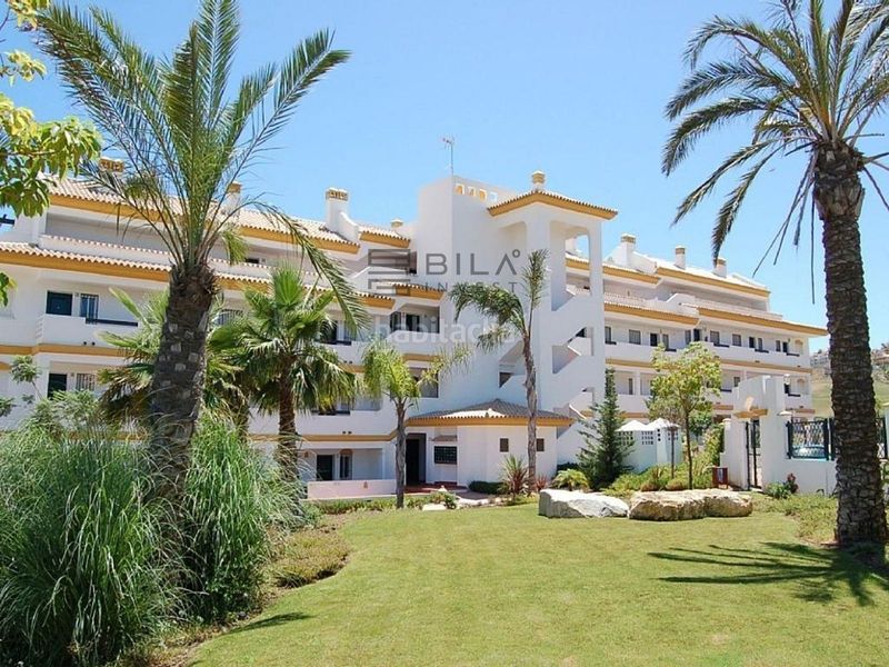 Foto 605d9f50-5be2-4a73-a968-c8578a38858d. Àtic amb piscina a Riviera del Sol Mijas