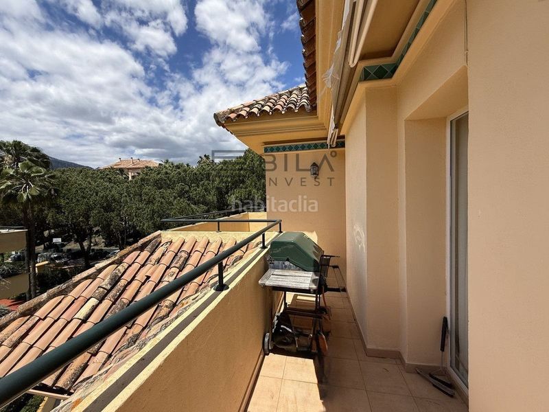 Foto e4bf3b70-d23e-4569-940d-a980d64776b2. Àtic amb piscina a Río Real Marbella
