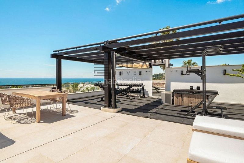 Foto 3c013025-b146-4a28-a3c7-1fb4f7d16a6c. Casa adossada amb aparcament piscina a Santa Clara Marbella