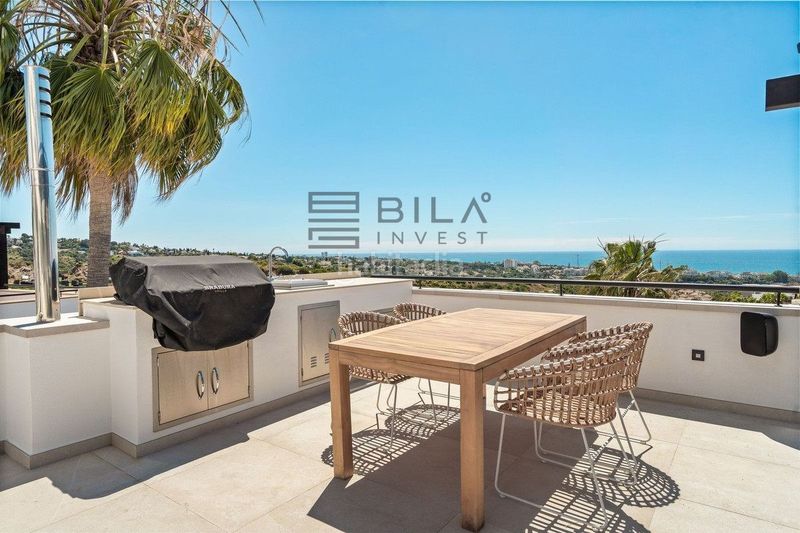 Foto 57393eb9-f497-4318-865b-a4cbbc6ceeb6. Casa adossada amb aparcament piscina a Santa Clara Marbella