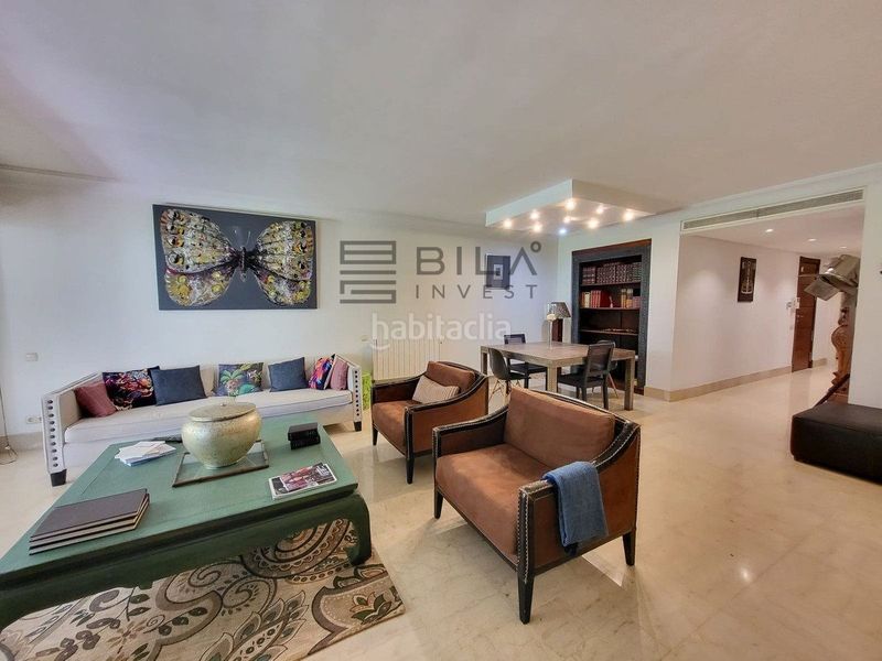 Foto e88ae44d-f0cf-4371-88aa-8ba130edccf7. Pis amb aparcament piscina a Río Real Marbella