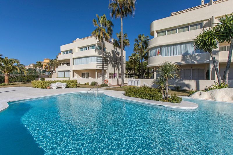 Foto d875e581-719d-45a1-ae83-98a091f3b138. Pis amb aparcament piscina a Romana Playa Marbella