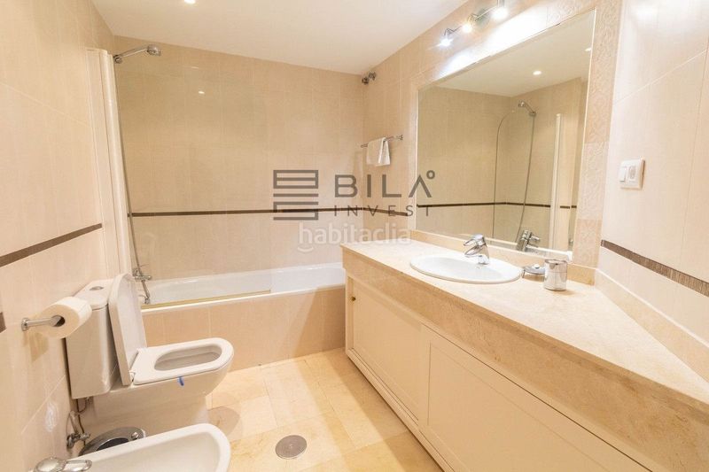 Foto 4a63e6aa-3d60-4dff-9252-7bebae690cef. Pis amb aparcament piscina a Romana Playa Marbella