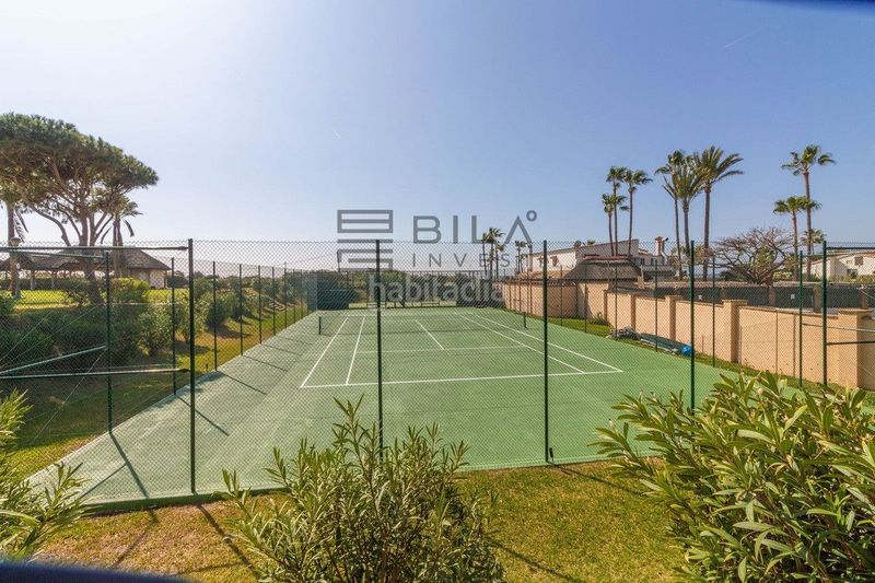 Foto 5c292e96-759e-4283-adc2-e6116067747c. Pis amb aparcament piscina a Romana Playa Marbella