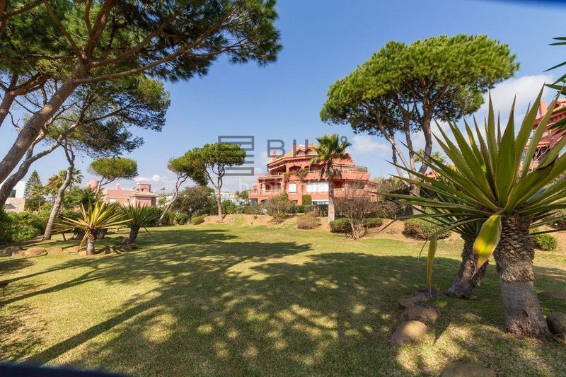 Foto a5cfa08b-eb88-453d-aec3-44cca9a623b8. Pis amb aparcament piscina a Romana Playa Marbella
