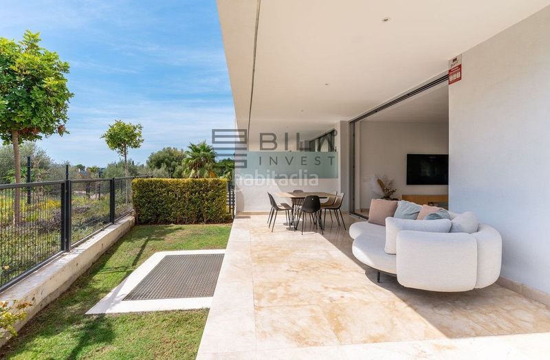 Foto 6d7e9ad2-84ae-4d05-acad-de88f1aed9c4. Casa adossada amb aparcament piscina a Río Real Marbella