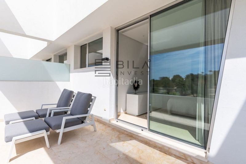 Foto b2a60ccc-c928-4109-9acb-d915e5b1a781. Casa adossada amb aparcament piscina a Río Real Marbella