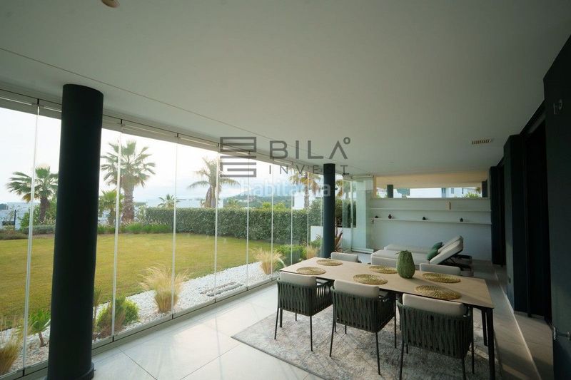 Foto a9e5e977-51d5-4235-874c-6e0f8a71ab4e. Pis amb aparcament piscina a bahía de Marbella Marbella
