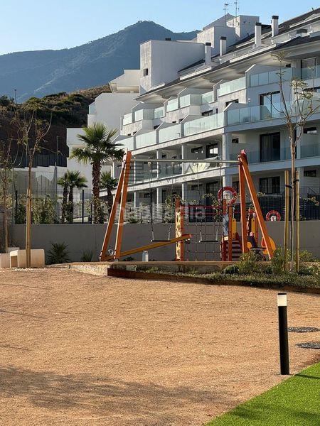 Foto b9f9bf32-5b71-4213-beb4-e3b0d67879f4. Pis amb aparcament piscina a Torreblanca del Sol Fuengirola