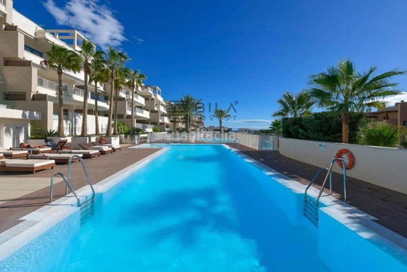Foto 07d35cf5-81c2-42df-85f0-44fb0f2949f7. Casa adossada amb aparcament piscina a la cala Mijas Mijas