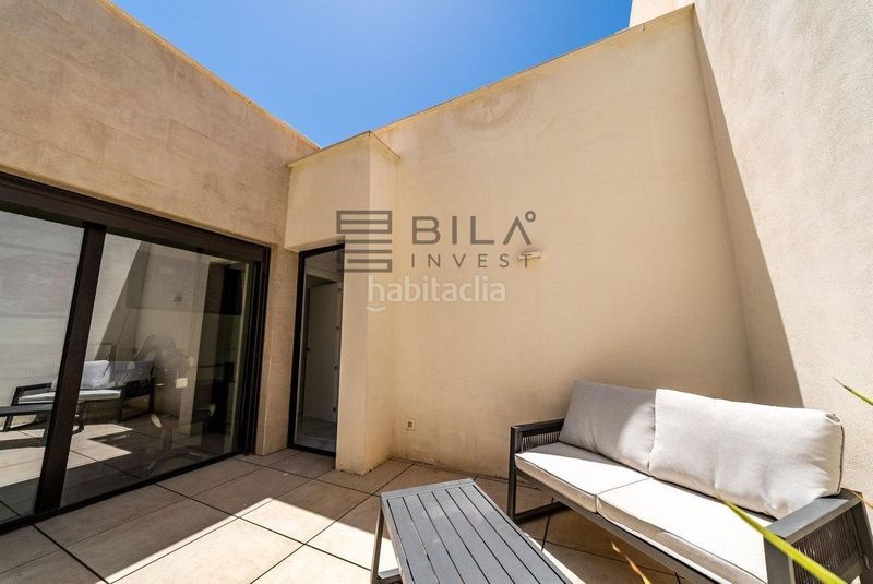Foto 0e7f2471-b93c-48b3-8c70-596fcf9e5603. Casa adossada amb aparcament piscina a la cala Mijas Mijas
