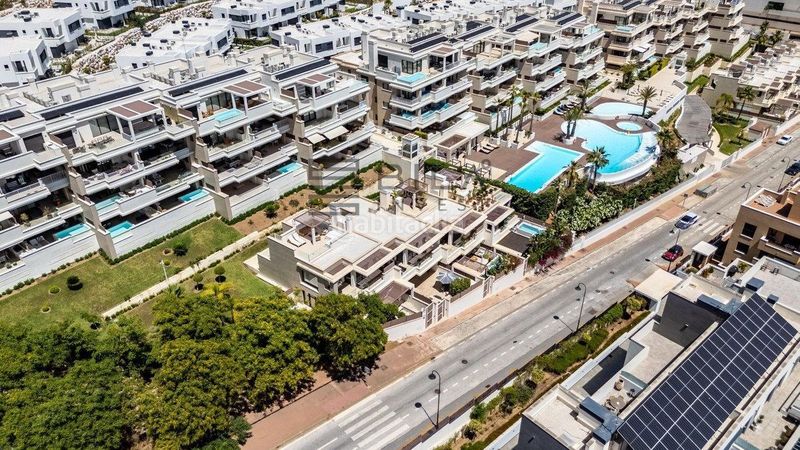 Foto ef0927c2-9aed-41b5-80c1-04dffb1d8e7f. Casa adossada amb aparcament piscina a la cala Mijas Mijas