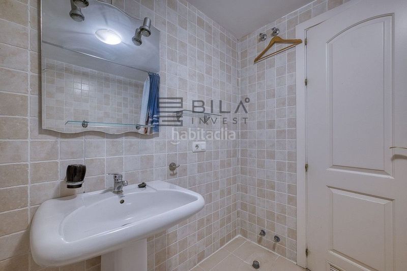 Foto 3d3300f1-5ecf-47a3-8bde-6e2b8fc0c8af. Pis amb aparcament piscina a reserva de Marbella Marbella