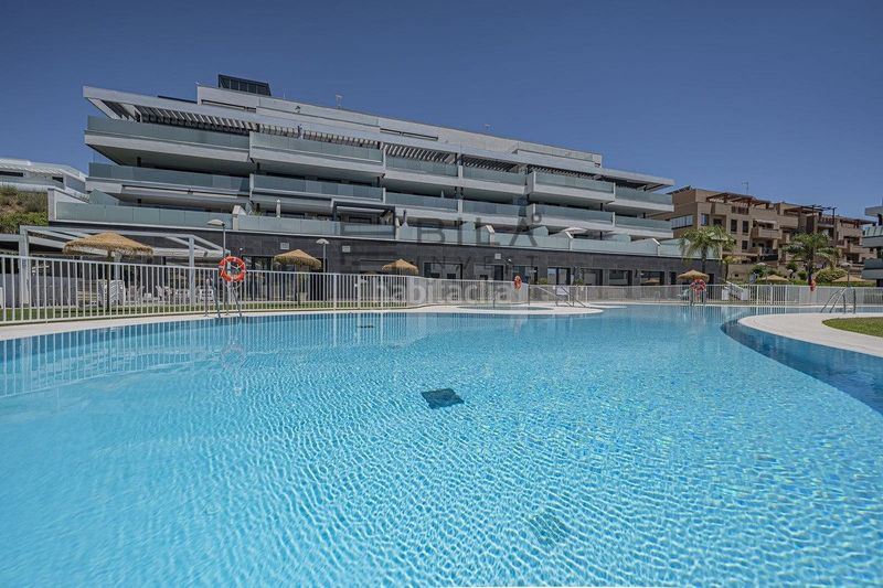 Foto 8f667161-8b0f-4f64-b907-b5b3f436224a. Pis amb aparcament piscina a la cala Mijas Mijas