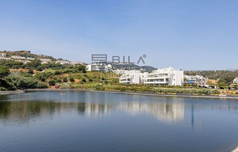 Foto abbd9e53-11e6-44a6-972c-a8f38411b709. Àtic amb piscina a La Cala Golf - Lagar Martell Mijas