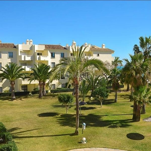Foto 4e2e547f-baaf-4c38-8ea8-ed78253b7ae0. Pis amb aparcament piscina a la cala Mijas Mijas