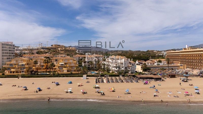 Foto f88cb678-079a-4897-95eb-0a3d9dfa6808. Pis amb aparcament piscina a la cala Mijas Mijas