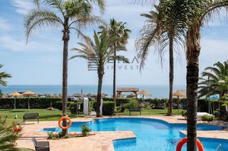 Flat  Arruzafa playa. Piso en venta en 1º línea de playa en complejo arruzafa playa en