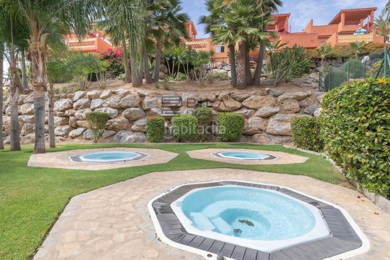 Foto 9d8b14b9-4cc1-45e7-9efb-1df19d1b0cf6. Pis amb aparcament piscina a reserva de Marbella Marbella