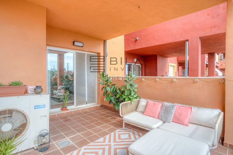 Foto e80e70a1-1ee0-4e30-bdbe-9a9d1144598c. Pis amb aparcament piscina a reserva de Marbella Marbella
