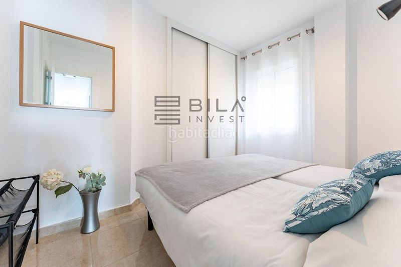 Foto 9063e404-ab6b-4ed3-a48b-48b345d4ad60. Piso  en venta en 1º línea de playa en pleno paseo marítimo rey de españa en Fuengirola
