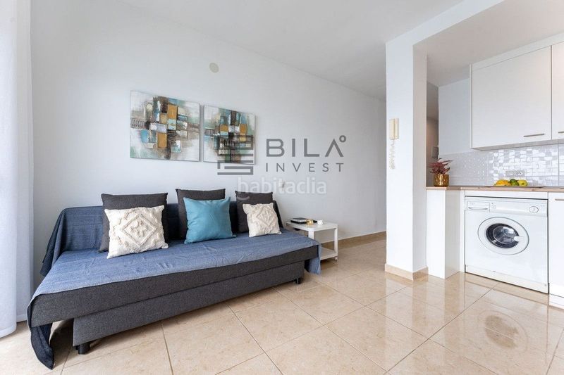 Foto d08f2022-b619-4327-9314-00b750db59bf. Piso  en venta en 1º línea de playa en pleno paseo marítimo rey de españa en Fuengirola