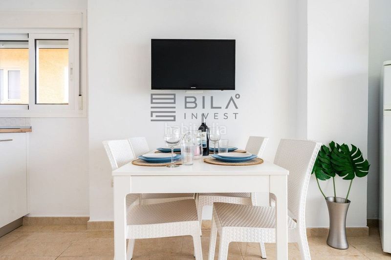 Foto f21eb30a-fd78-42c2-b9f5-935c526460cf. Piso  en venta en 1º línea de playa en pleno paseo marítimo rey de españa en Fuengirola