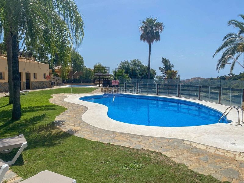 Foto e67c3fed-a875-4f40-bc8b-0da948b0caed. Pis amb aparcament piscina a La Mairena Ojén