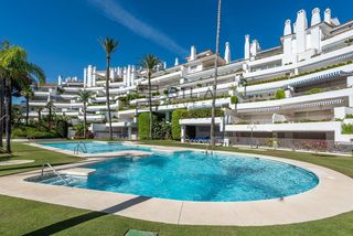 Pis  Birdie club. Piso en venta en residencial birdie club en  rio real, marbella