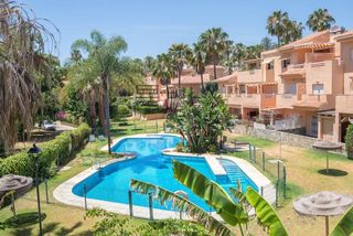 Pis  Dunas beach. Piso en venta en dunas beach en marbella