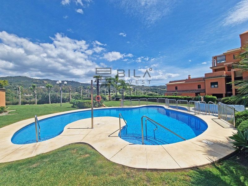 Foto 90bf2b59-a908-4721-a020-64c84238dd8f. Àtic amb piscina a Santa María Marbella