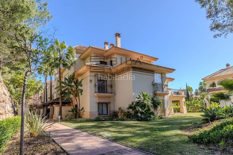 Foto 1bf799e4-41d9-4193-9242-8d885999c6b7. Pis amb aparcament piscina a Río Real Marbella