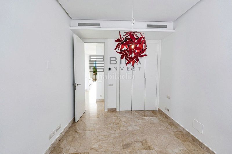 Foto 03e28faf-9de4-42ca-b038-3cb999751b21. Casa adossada amb aparcament piscina a Río Real Marbella