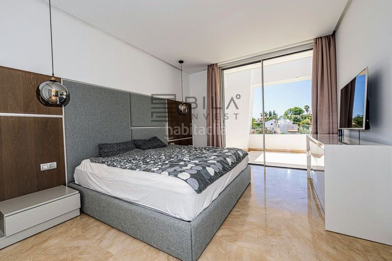 Foto 0ba0e15e-8f4d-48b8-a846-9d2d53e72e43. Casa adossada amb aparcament piscina a Río Real Marbella