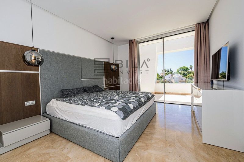 Foto 55ee7550-c373-470c-8371-8950d864e9d8. Casa adossada amb aparcament piscina a Río Real Marbella
