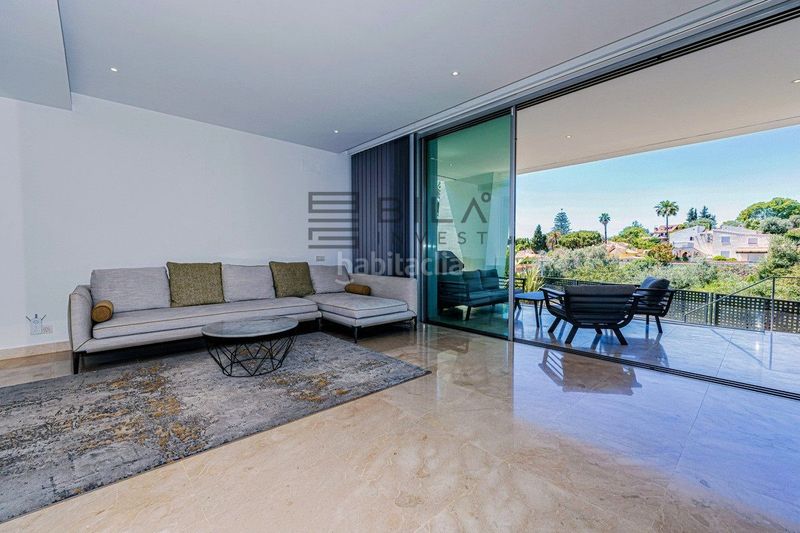 Foto e2fcb25a-47bb-4479-b929-7fa5cbd81139. Casa adossada amb aparcament piscina a Río Real Marbella