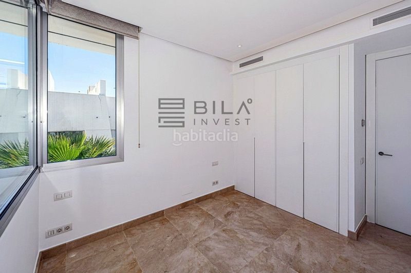 Foto eaad2855-6575-478d-8fcf-c843b2fa512f. Casa adossada amb aparcament piscina a Río Real Marbella