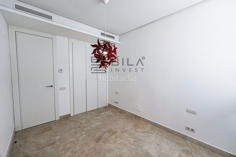 Foto fb37a8dd-baf1-4386-b18e-1c55acf52c57. Casa adossada amb aparcament piscina a Río Real Marbella