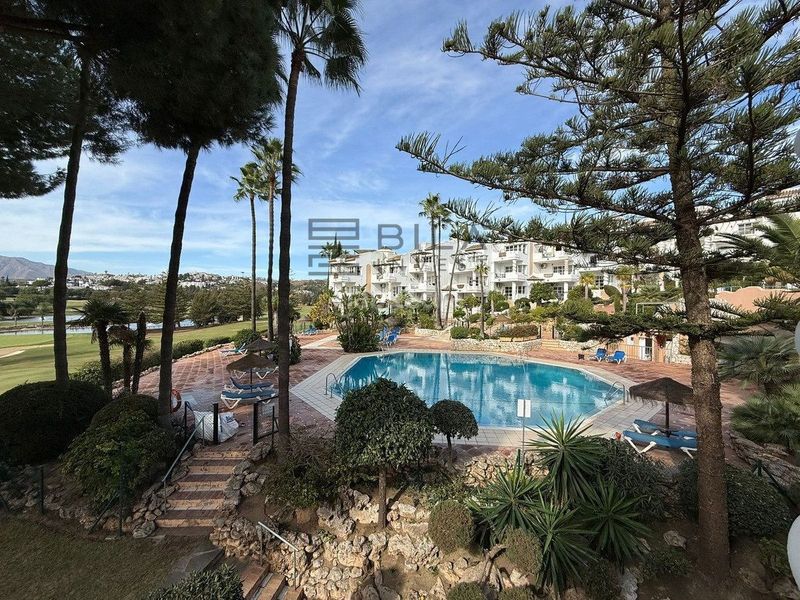Foto 24510085-64ca-46b7-b998-bb06cba985f9. Pis amb piscina a Mijas golf Mijas