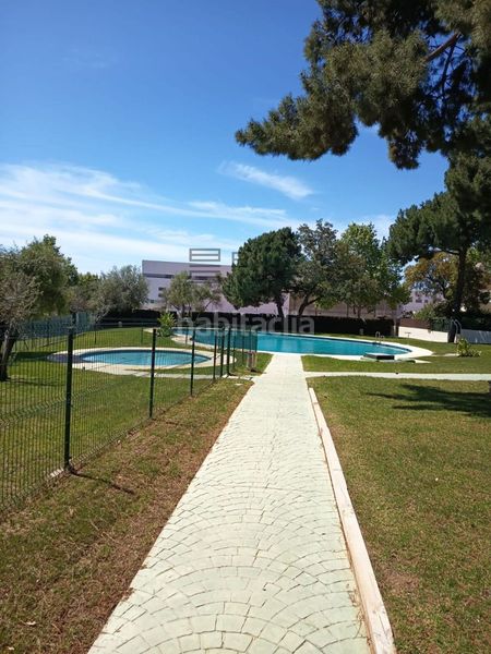 Foto b8f8ba48-41a1-4438-92ac-bdd92d9767a0. Pis amb aparcament piscina a El Rosario - Ricmar Marbella