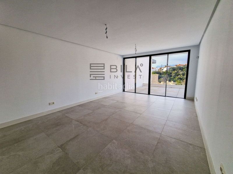 Foto d12c2213-a0c2-4f08-a774-104765ea9c51. Àtic amb piscina a Cabopino - Artola Marbella