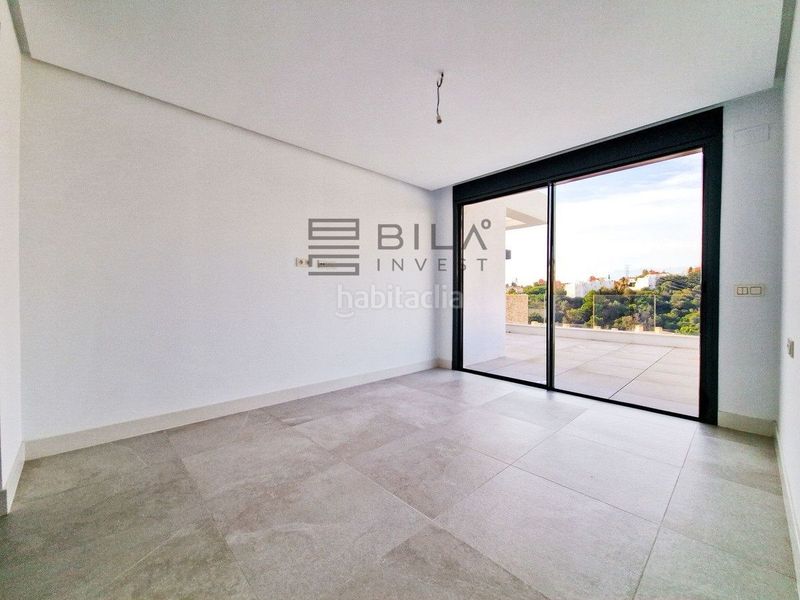 Foto deee1049-7068-4d99-acbd-730a51db90fc. Àtic amb piscina a Cabopino - Artola Marbella
