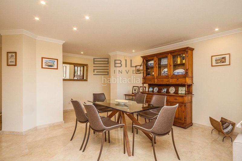 Foto 47d7514b-ee8f-4ebb-b611-c8d8e4d36e82. Pis amb aparcament piscina a Elviria Marbella
