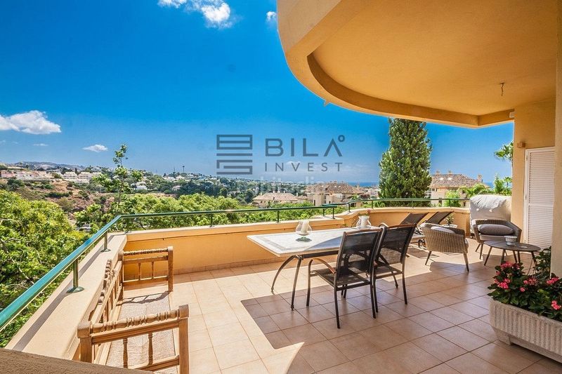 Foto d9b518ec-e48a-4209-9469-780e54d28201. Pis amb aparcament piscina a Elviria Marbella