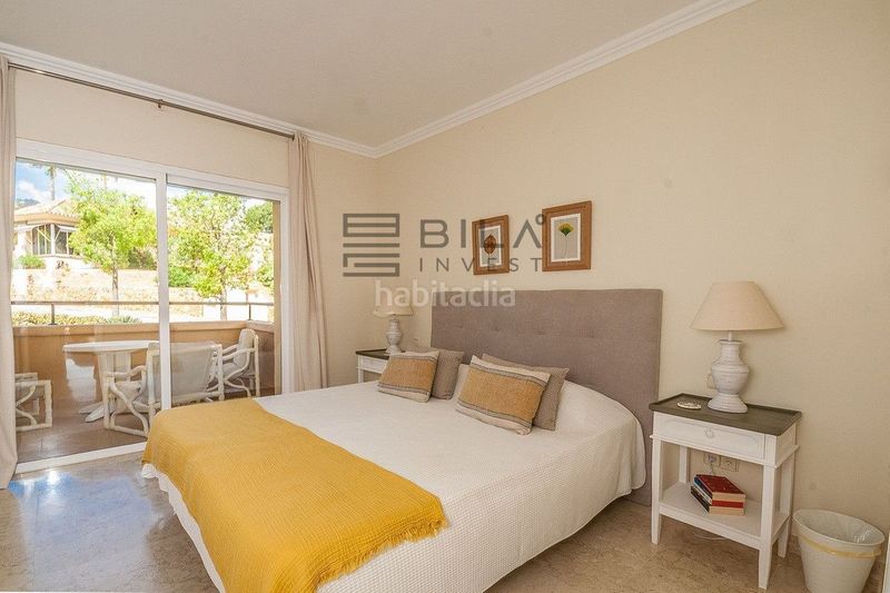 Foto e22b2830-8bd1-4a11-b8dd-15112bb81648. Pis amb aparcament piscina a Elviria Marbella