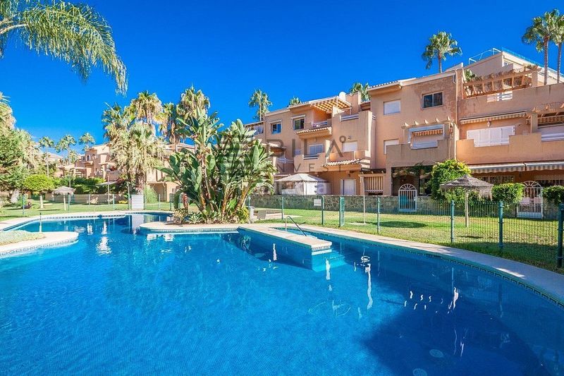Foto 38ba4180-cd42-439a-8412-c2b7f25f3327. Pis amb aparcament piscina a Marbesa Marbella